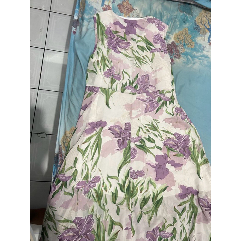 artemist dress floral