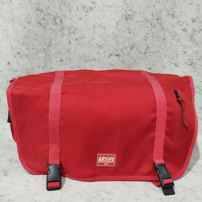 Tas selempang koper DAYLIFE