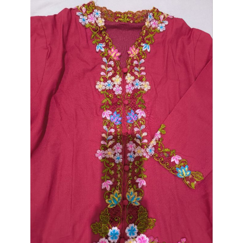 Kebaya encim Kebaya Bali Bordir Merah