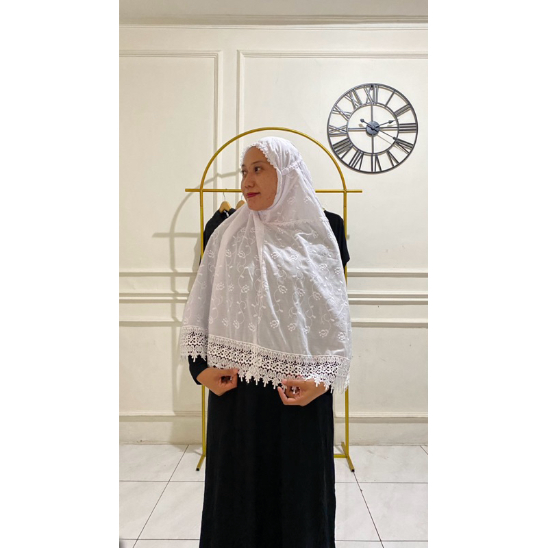 Bergo Haji Umroh Bahan Katun Paris Bordir Premium Hijab Instan Kerudung Lamaya Renda Ziper
