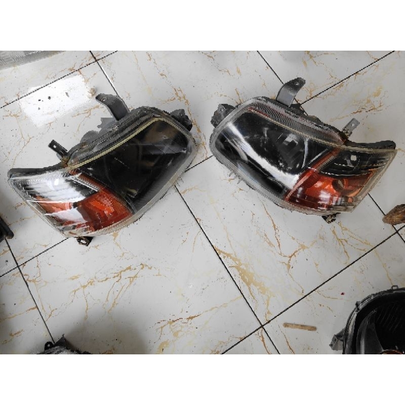 lampu depan headlamp head lamp daihatsu grand max original copotan