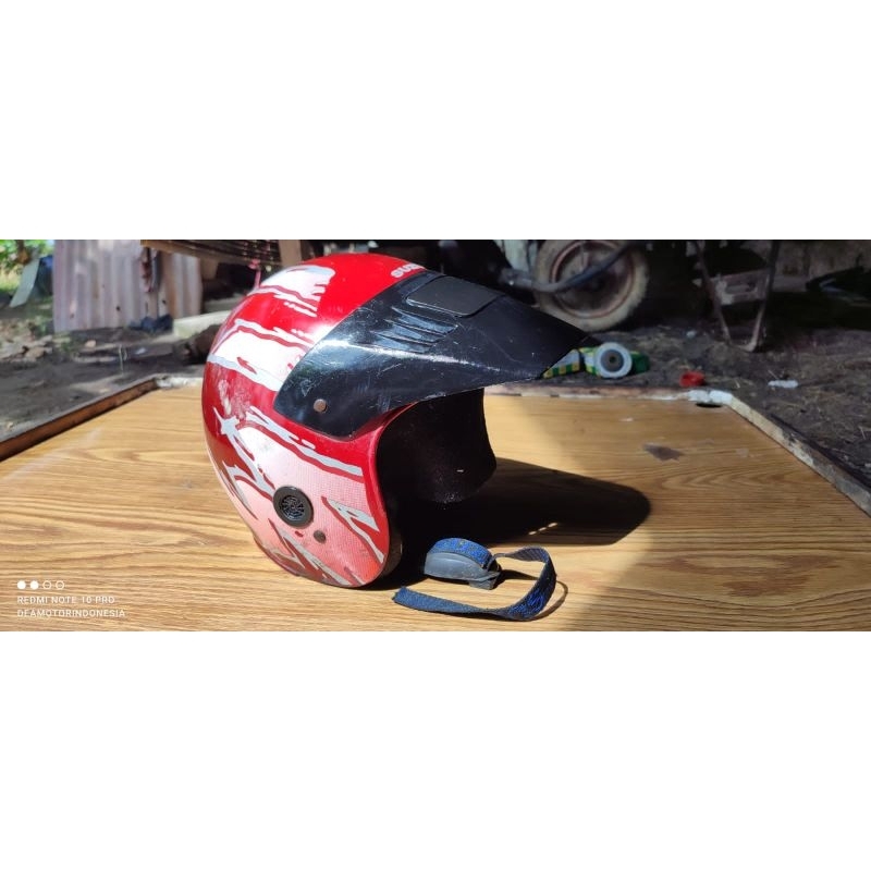 Helem Suzuki ts original/helmed Suzuki ts/helm ts