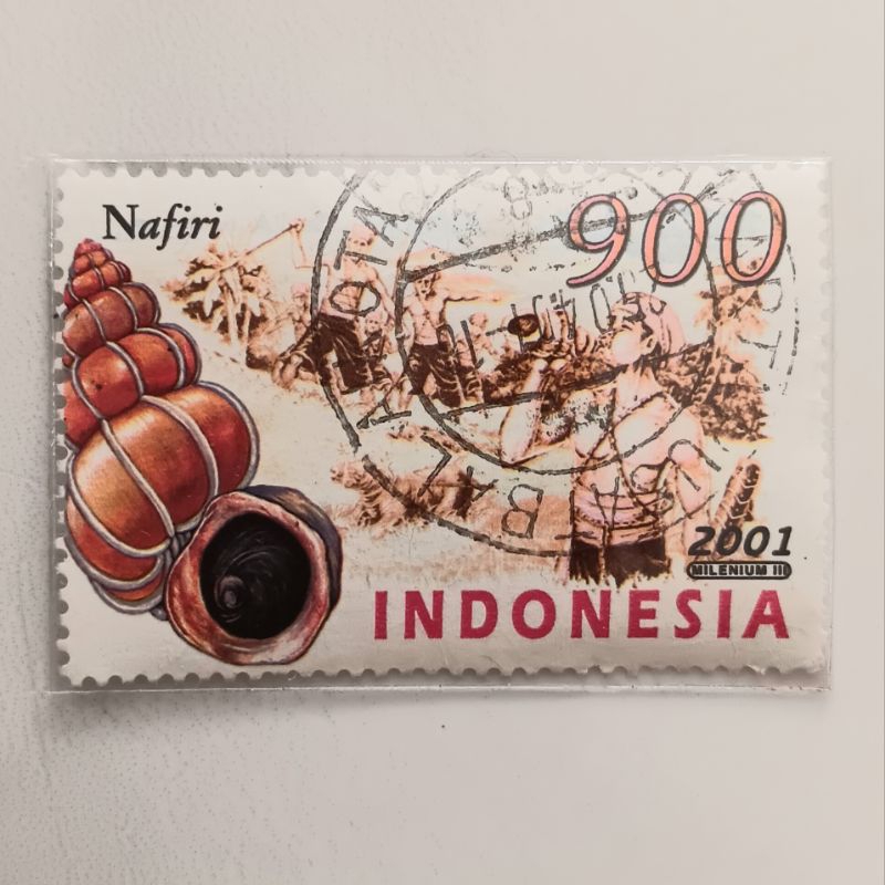 

(AF) Perangko Indonesia 2001 Alat Komunikasi Tradisional - Nafiri 900 rupiah Used