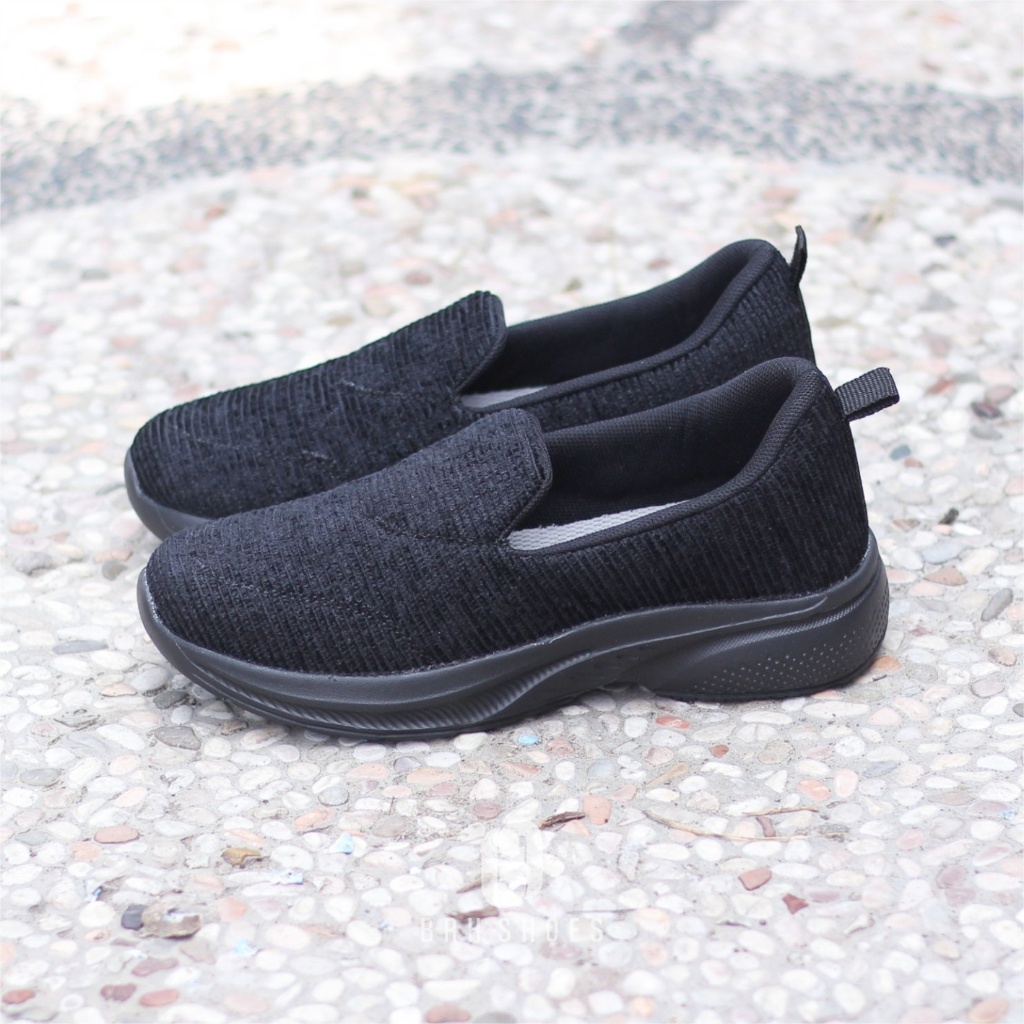Sepatu Slop Anak/Sepatu Sekolah Anak Rajut Bahan Ringan dan Empuk Tersedia Uk 31-35