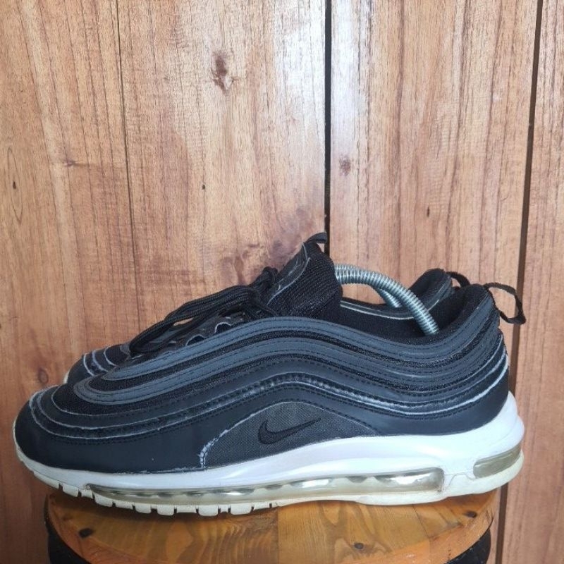 Sepatu sneakers second merk Nike Air Max 97 Black