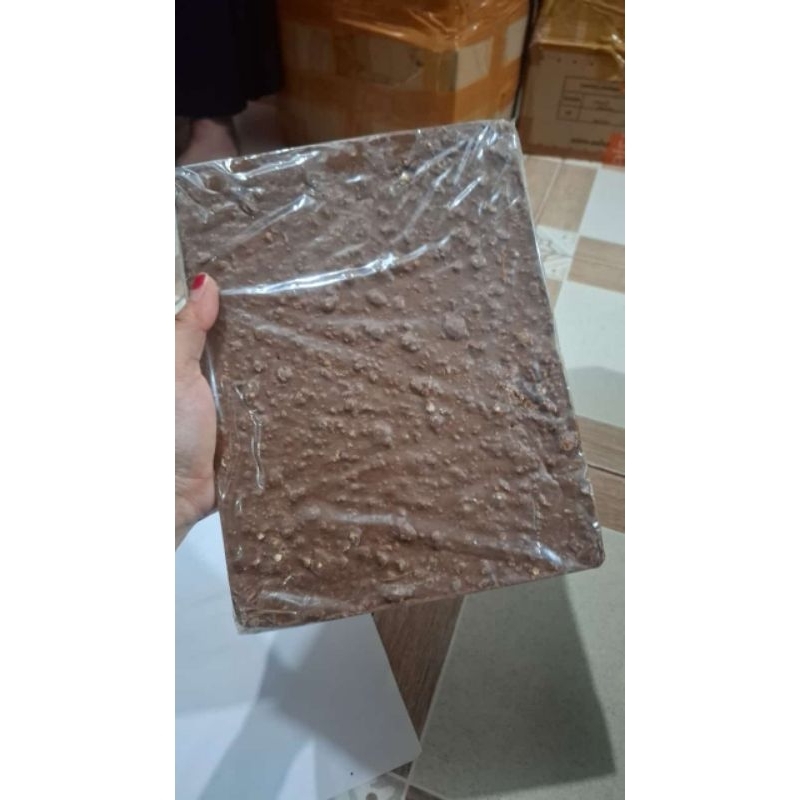 

pecahan coklat silverqueen