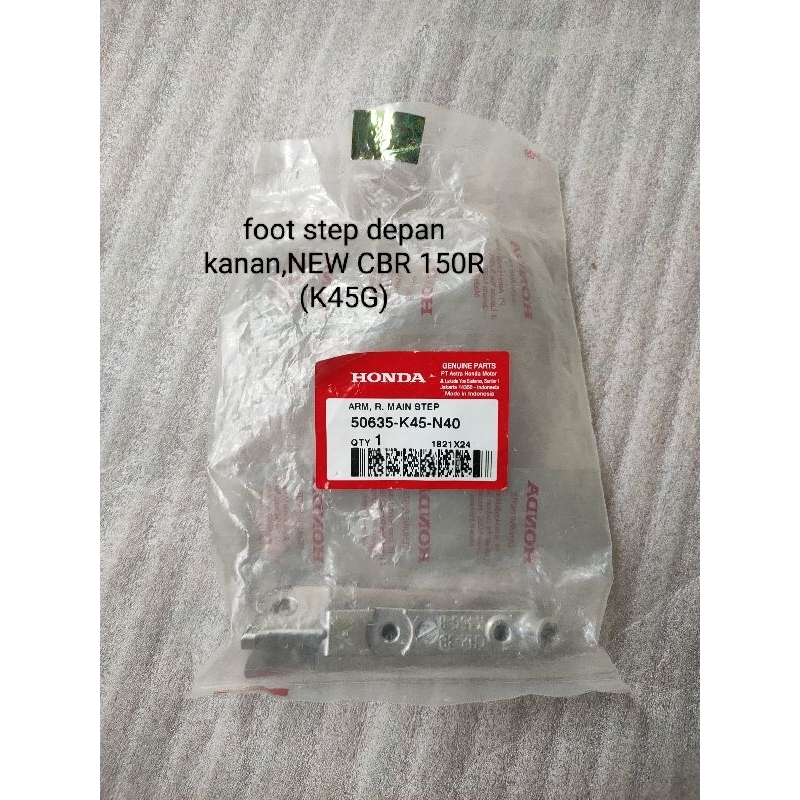foot step depan kanan,NEW CBR 150R
