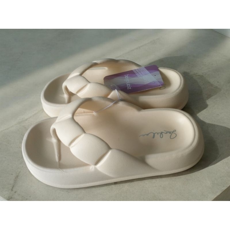 Zandilac Sandal Wanita Model Jepit Kekinian Empuk