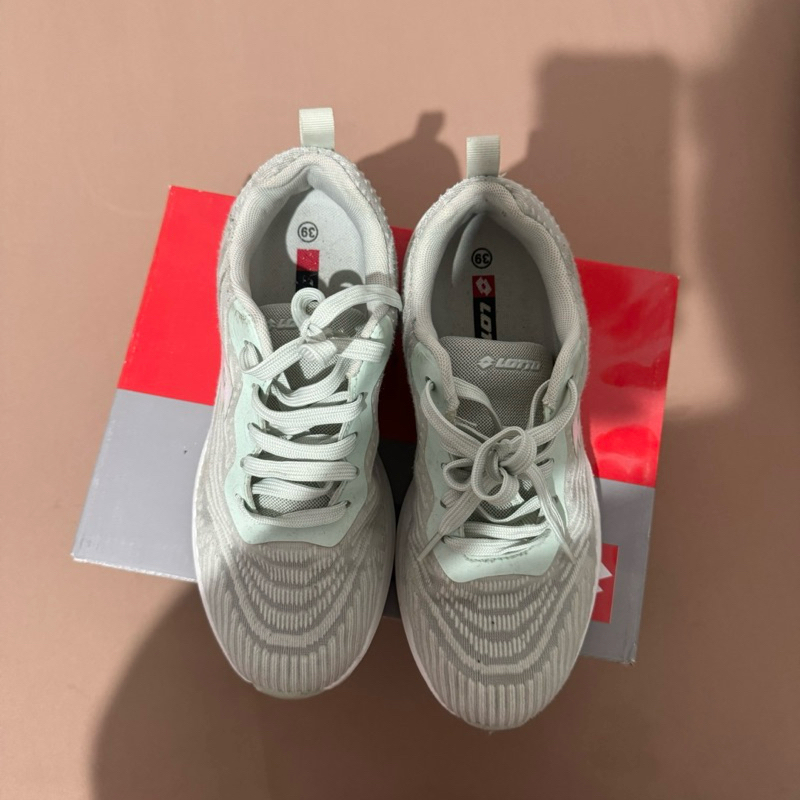[PRELOVED] Lotto Running Shoes
