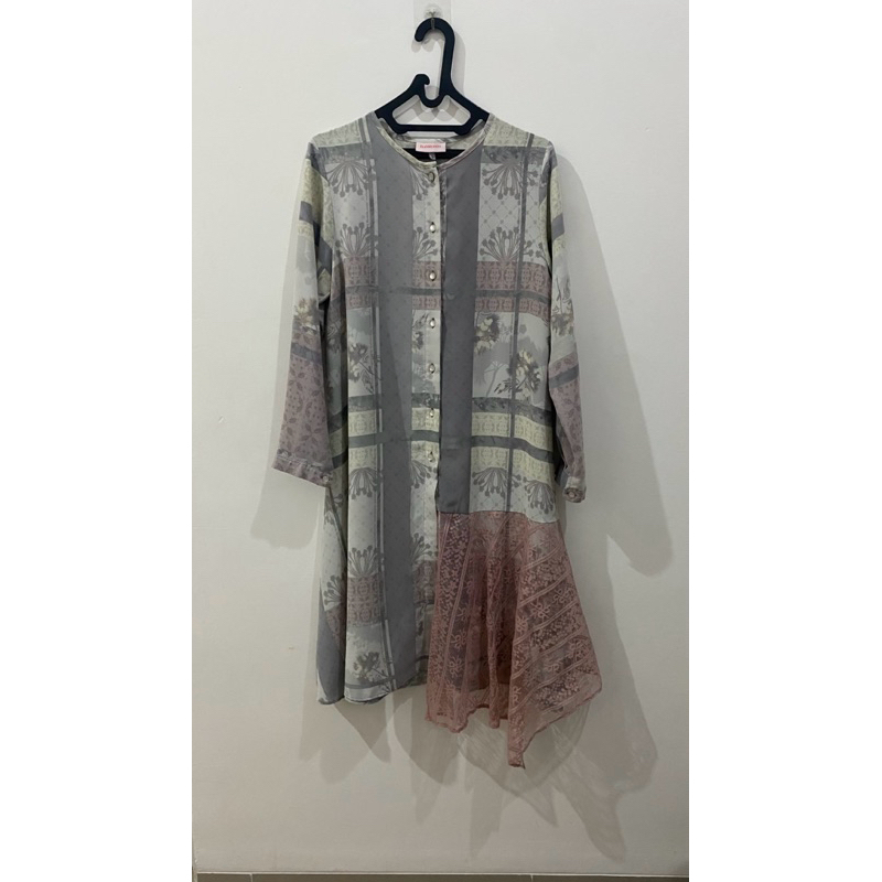 PRELOVED TUNIK RIA MIRANDA SIZE M