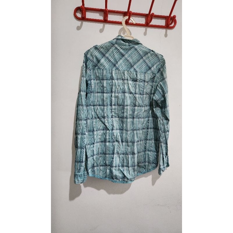 Kemeja Wanita Preloved Nevada Matahari Hijau Sage