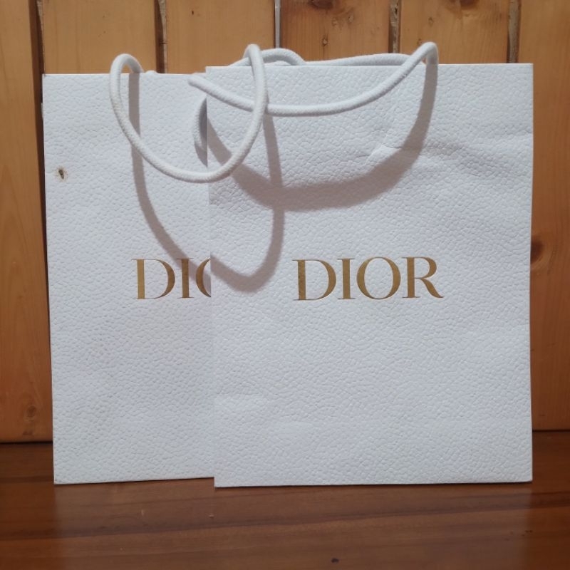 2 BUAH KANTONG BELANJA PAPERBAG BRANDED AUTHENTIC ORIGINAL PAPER BAG DIOR