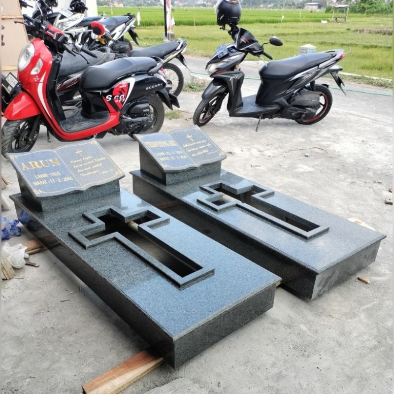 Kijing Makam Kristen Granit Impala Bintik Putih Asli Batu Alam Kwalitas Terbaik ( bisa custom )