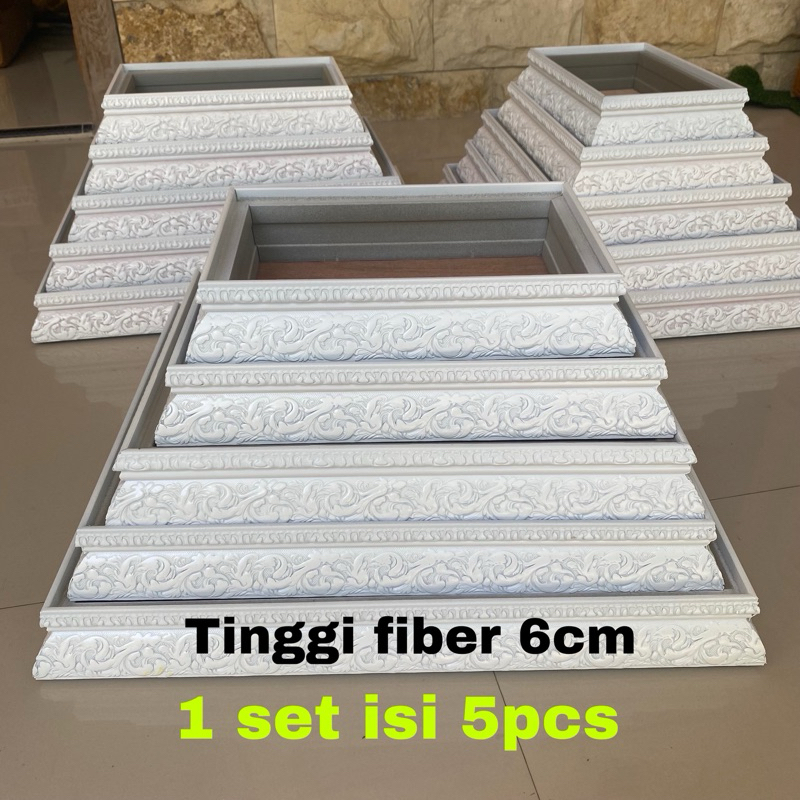 

Kotak Hantaran 1set isi 5pcs Hantaran Pernikahan Fiber Warna Putih T6cm