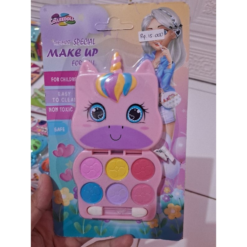 Make up Anak Perempuan