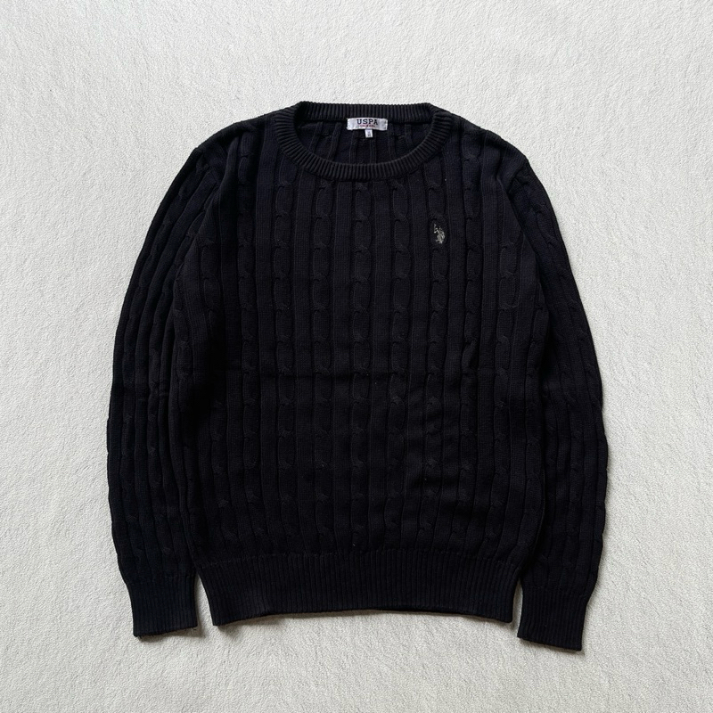 USPA Sweater Hitam