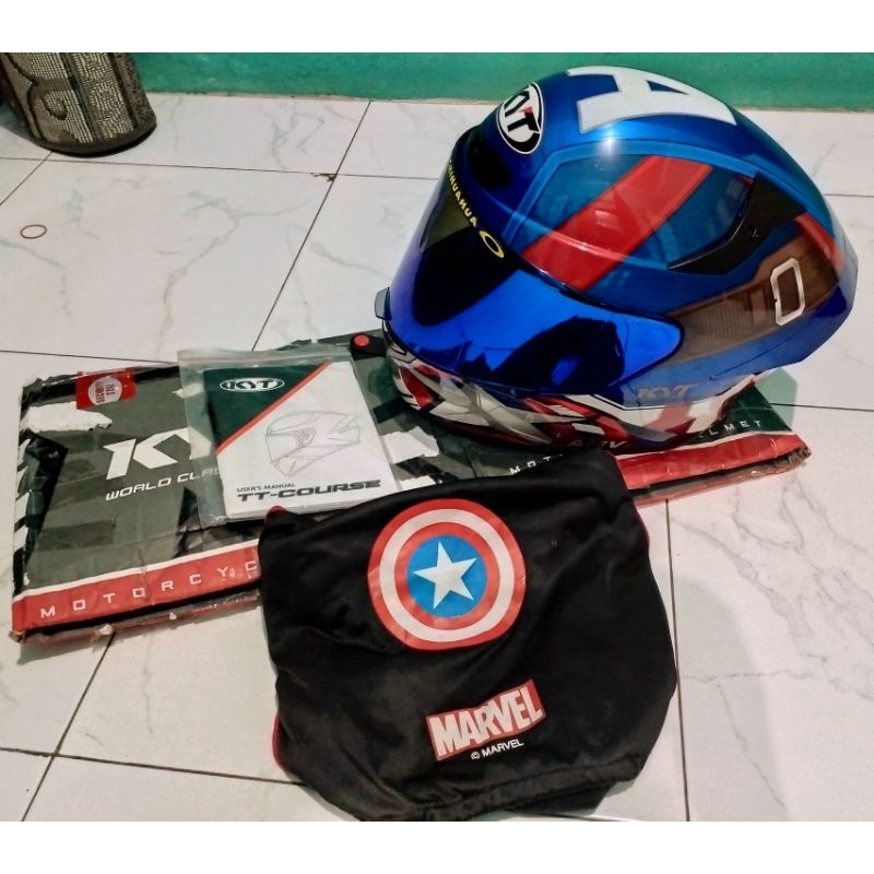 KYT TT COURSE CAPTAIN AMERICA MARVEL EDITION