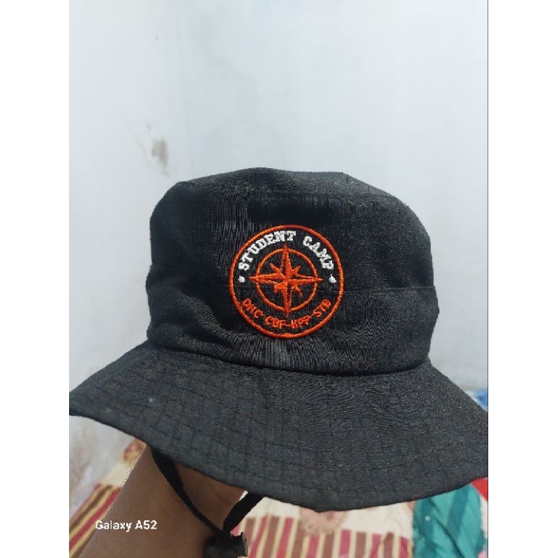 topi rimba plus bordir  nama angka n logo suka2