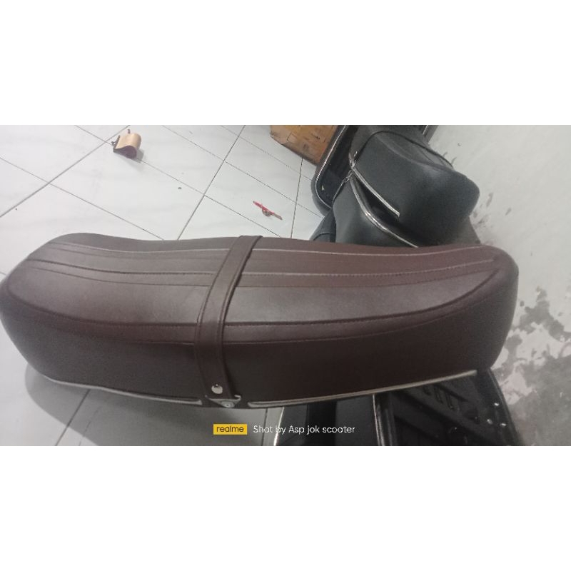 jok panjang vespa piaggio timbul/motif garis 3 super sprint px strada ps