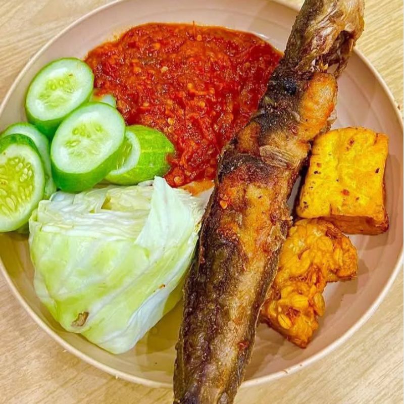 

ikan lele tanpa nasi