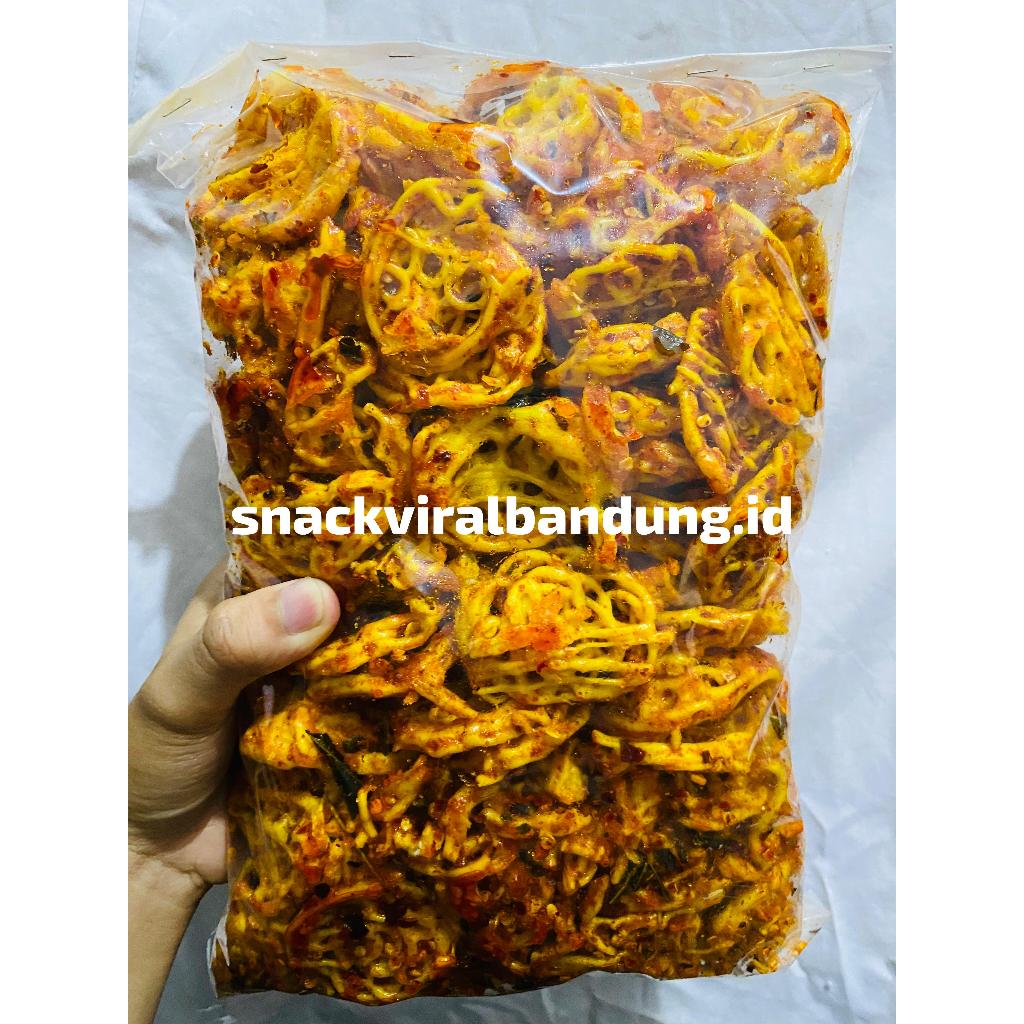 

seblak kering kerupuk mie pedas daun jeruk enak gurih bumbu melimpah/sebring kerupuk mie/pukmie/kerupuk mi pedas