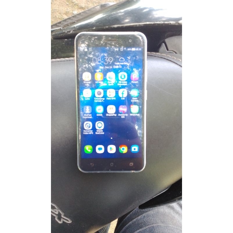 zenfone 3 Ze520kl
