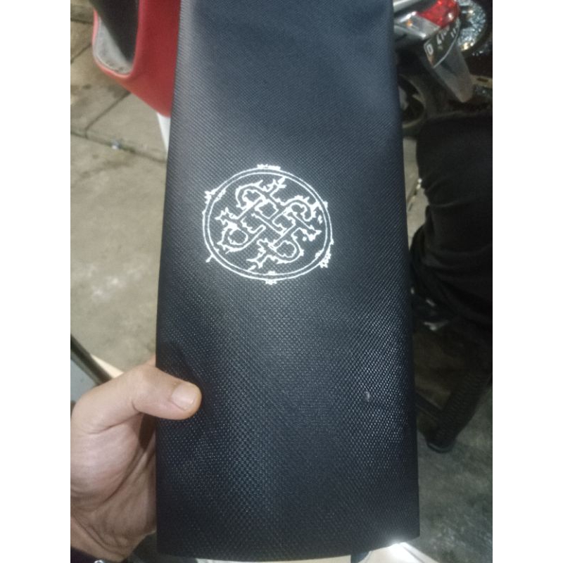 kulit jok motor arvi