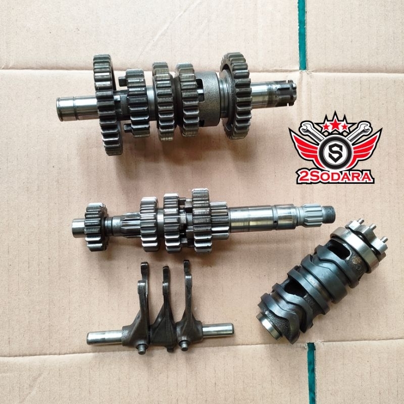 Gearbox Girbok Gigi Rasio Transmisi Yamaha Vixion New - Vixion Old ORIGINAL