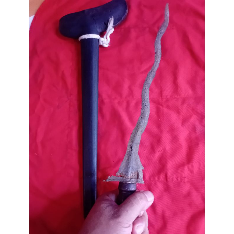 keris patrem sepuh luk 7