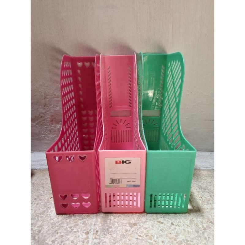 

Box File Plastik / Tempat File Plastik Warna Hijau, Pink Muda, dan Pink Tua