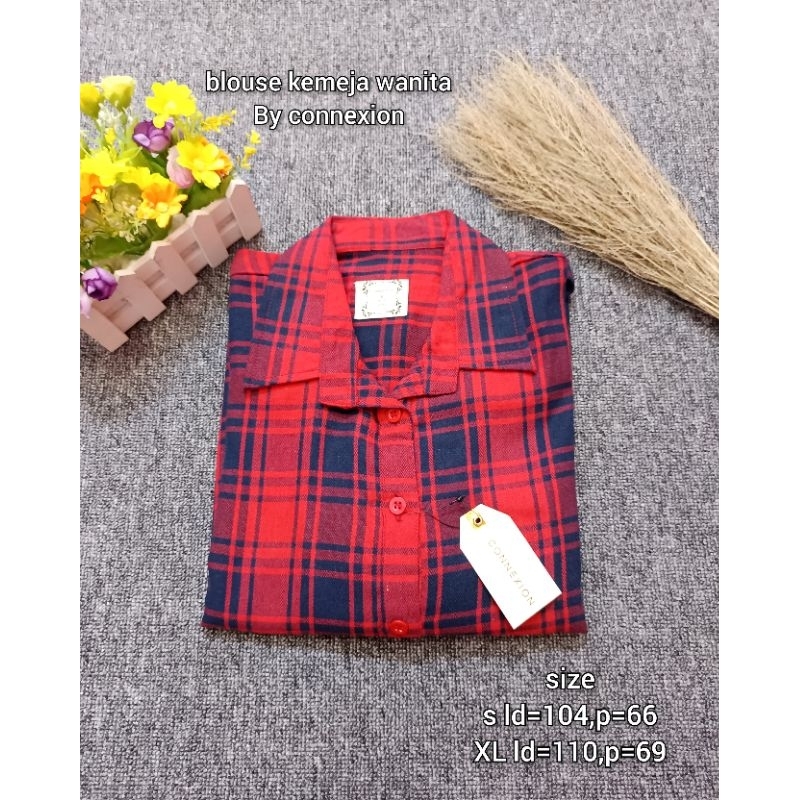 Blouse Flanel Wanita