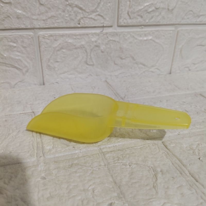 Scoop Tupperware Corong Tupperware