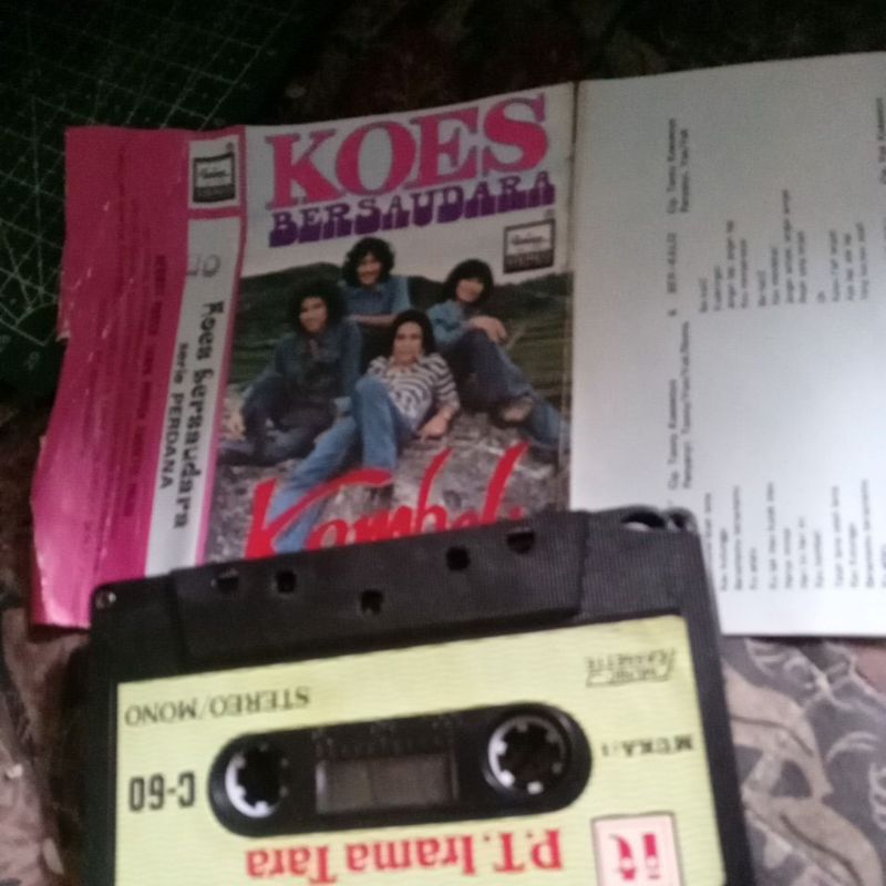 KOES  BERSAUDARA  Kaset pita  Kembali
