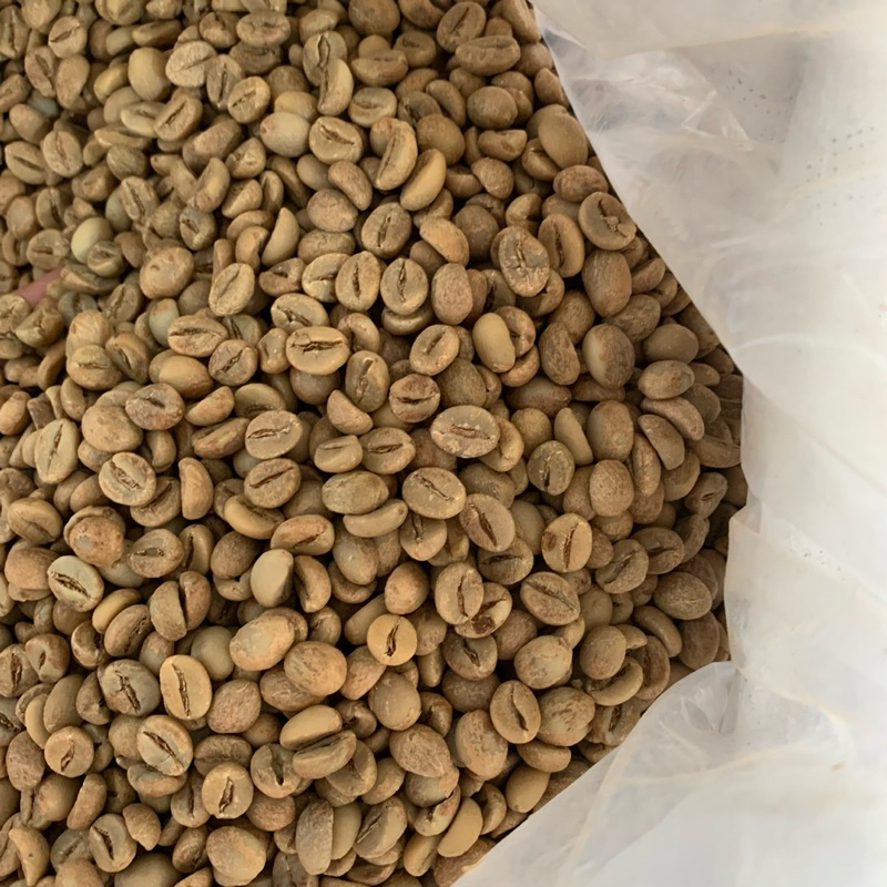 

Green Beans Robusta Petik Merah 1kg , Fine robusta , Biji kopi mentah