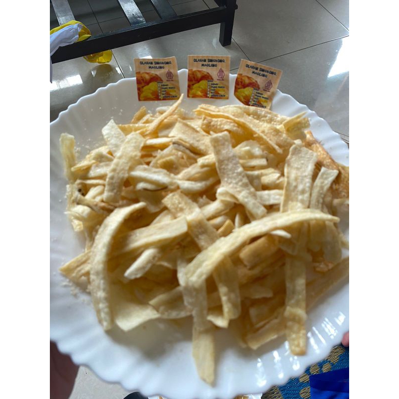 

magleng enak,kripik singkong empuk,balungan kethek murah enak berkualitas,cemilan enek,cemilan terlaris berkualitas,