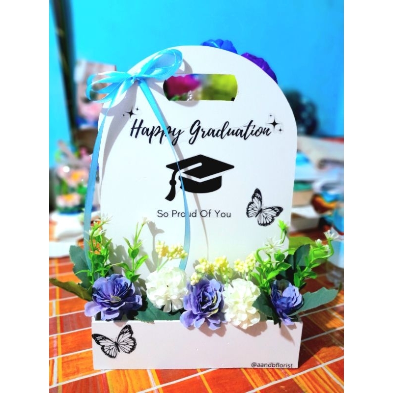 

Flower Box Mini Hadiah Wisuda/ Ultah/ Grand Opening/ Dll