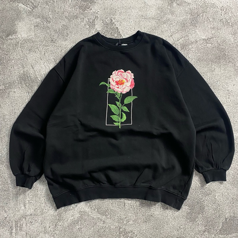 H&M “SHAWN MENDES” CREWNECK