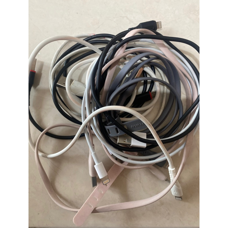 Kabel USB to iPhone (Second)