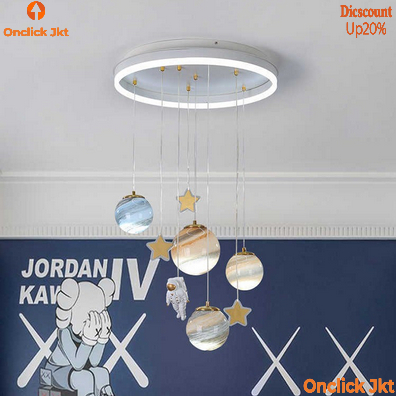 Lampu Gantung LED Kamar Anak Lampu Planet Luar Angkasa Model Astronot Lampu Kamar Tidur Anak