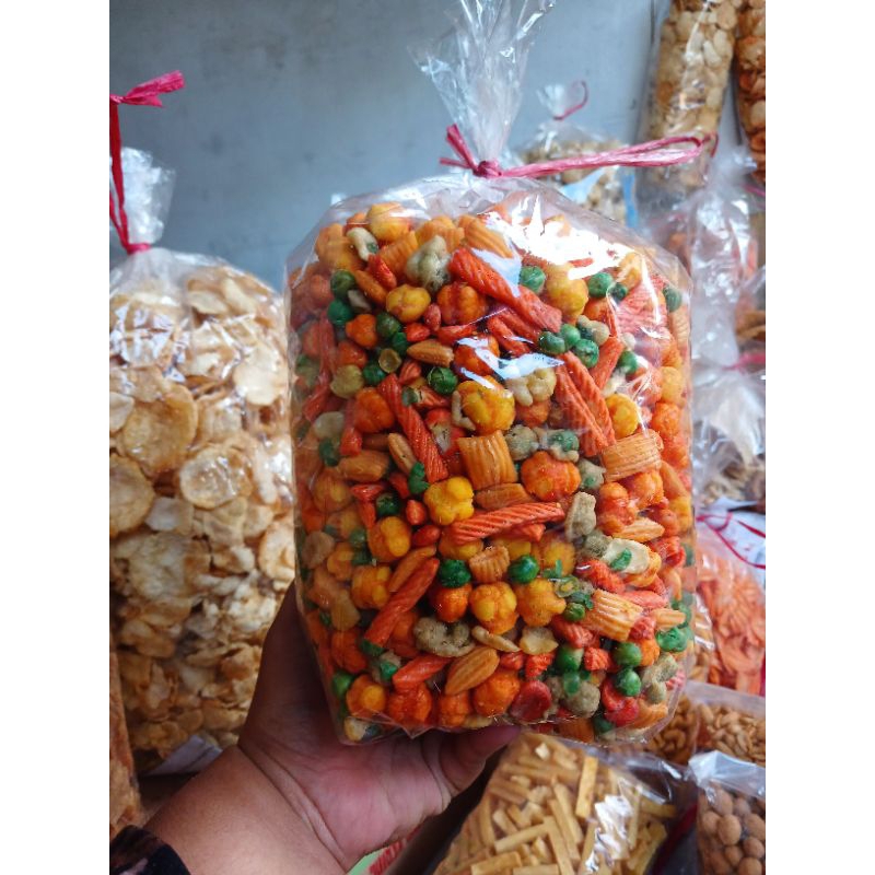 

KACANG MIX/KACANG CAMPUR 1KG