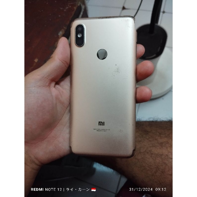Backdoor Redmi S2 [Minus Gompel Kanan Atas Pojok]