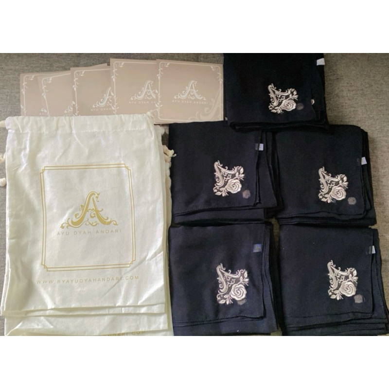 New Plain Paris by AYU DYAH ANDARI BLACK (ada bordir bunga disetiap sudut)