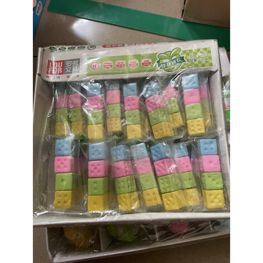 

Penghapus Dadu 5183 (Per Box)(Per 30Pcs)