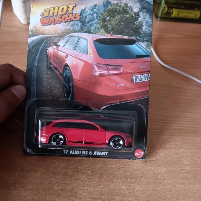 HotWheels 2017 Audi Rs 6 Avant