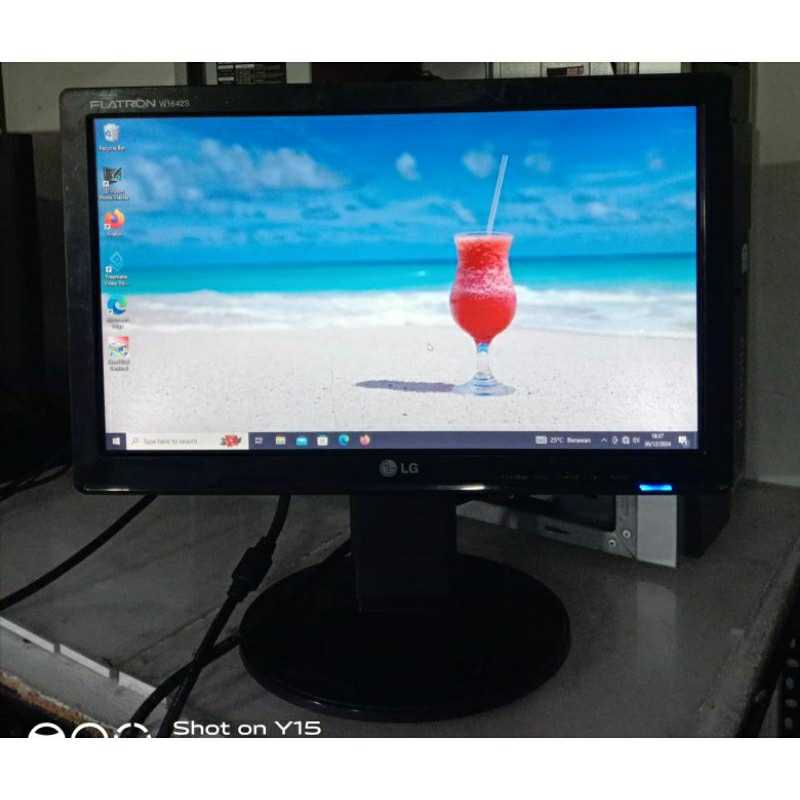 Monitor LCD LG 16 INCH FLATRON W1642S