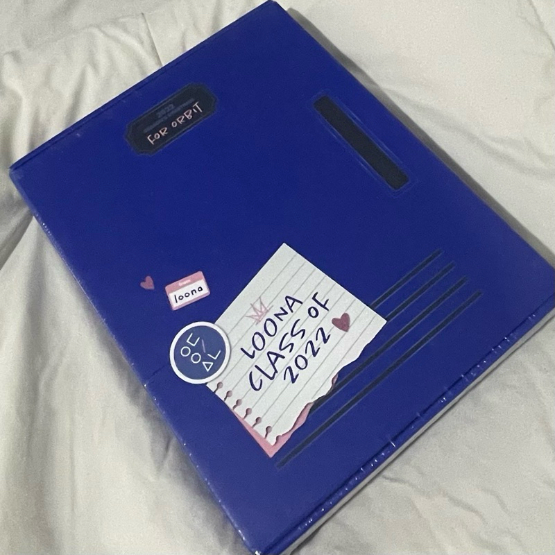 [SEALED] LOONA 2022 Season's Greetings