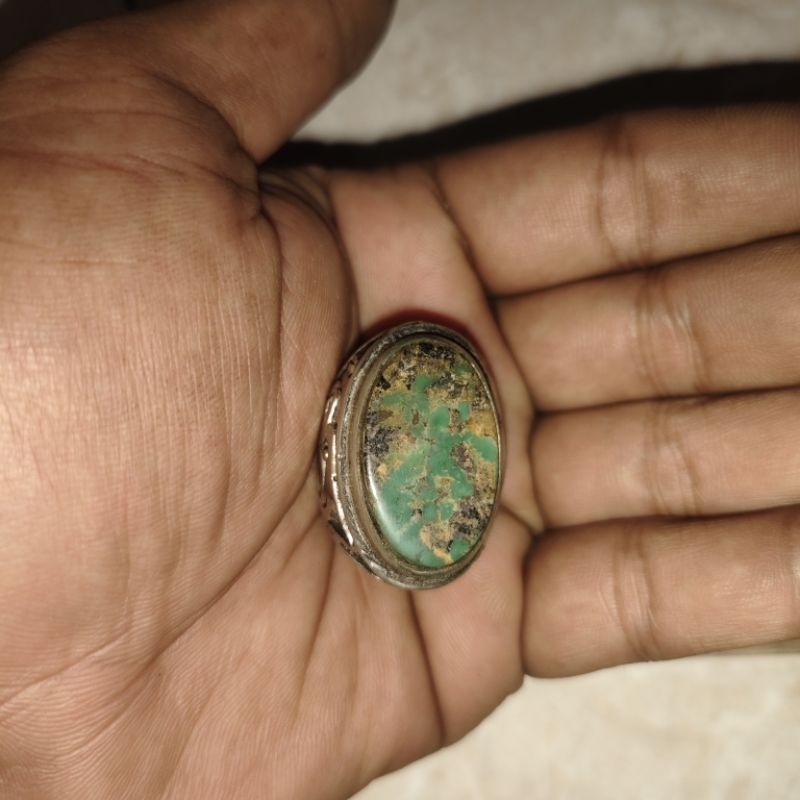 warisan batu cincin pirus langka kuno unik