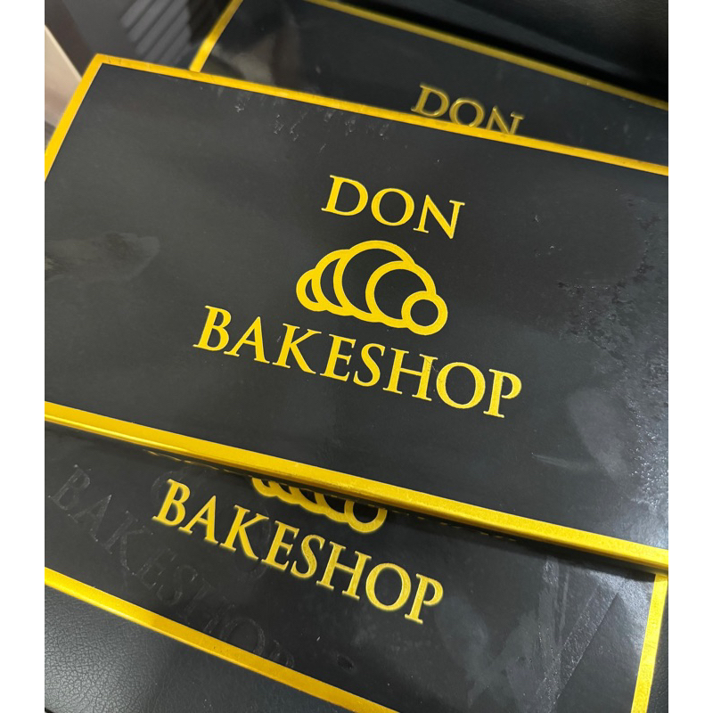 

READY!! Chocolate dubai pistachio dan hazelnut DON BAKESHOP