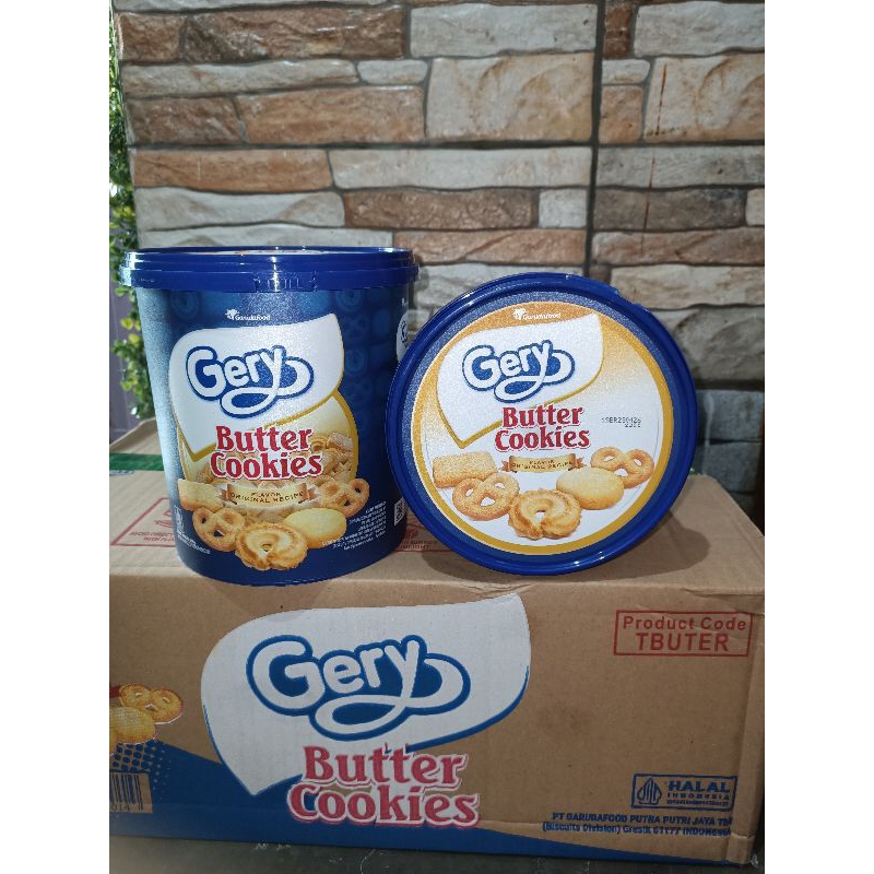 

PROMO Jajan kaleng lebaran Butter cookies 300 g Garudafood