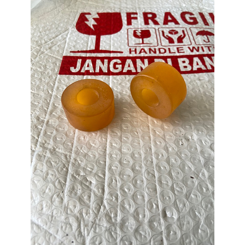 Karet stabil isuzu panther  2.3